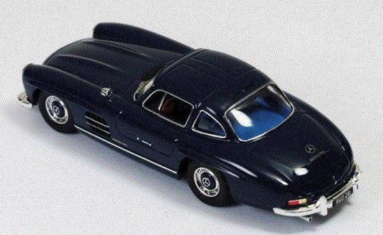 Ixo Mercedes 300SL Coupe Modellauto – Maßstab 1/43, Dunkelblau, Mit Vitrine & Sockel, Ca. 11 Cm Lang