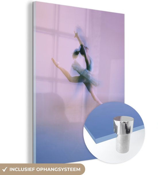 MuchoWow® Glasschilderij 30x40 cm - Schilderij acrylglas - Springende ballet danser - Foto op glas - Schilderijen