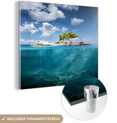 MuchoWow® Glasschilderij 20x20 cm - Schilderij acrylglas - Oceaan - Boom - Eiland - Foto op glas - Schilderijen