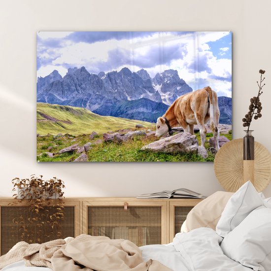 Les vaches paissent les pâturages alpins Glas 120x80 cm - Tirage photo sur Glas (Décoration murale en plexiglas)