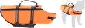Oranje reddingsvest voor honden, met zwarte banden, reflecterende strepen en draaggreep, naast een silhouet van een hond.