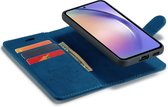 CaseMania Bookcase hoesje geschikt voor Samsung Galaxy A15 - Effen Donkerblauw - Kunstleer - 2-in-1 Magnetisch Uitneembaar Design