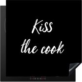 KitchenYeah® Inductie beschermer 58x59 cm - Quotes - Kok - Kiss the cook - Spreuken - Kookplaataccessoires - Afdekplaat voor kookplaat - Inductiebeschermer - Inductiemat - Inductieplaat mat