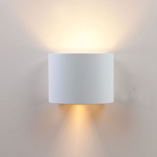 Ronde witte muurlamp met verstelbare lichtbundel | 1 lichts | wit | aluminium / metaal | Ø 13 cm | wandlamp / muurlamp | modern design