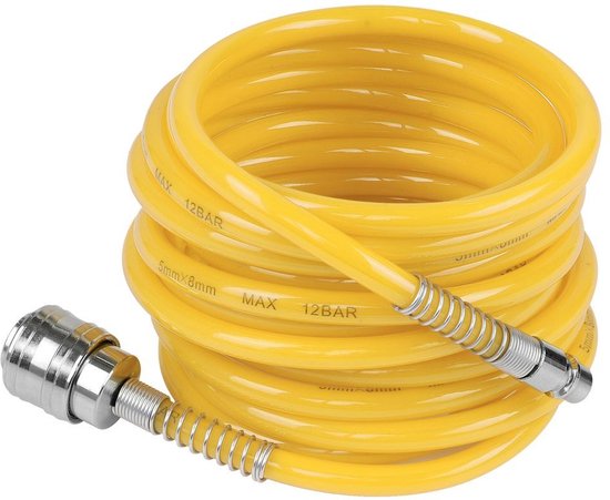 Gele spiraalslang van 5mmx8mm, max 12 BAR, met zilverkleurige koppelingen.