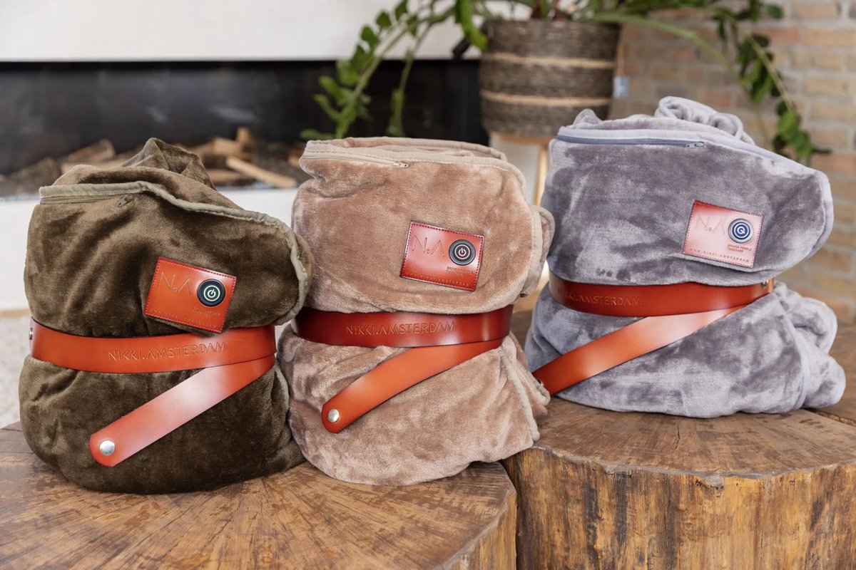 Nikki Amsterdam | The.Plaid Original | Taupe | Bruin | Beige | Draadloos | Duurzaam | Infrarood Warmtedeken | Stoelkleed | Bank Plaid | 150 x 130cm | Incl. Powerbank (20000mAh) | Gebruiksduur: tot 10 uur – foto 7
