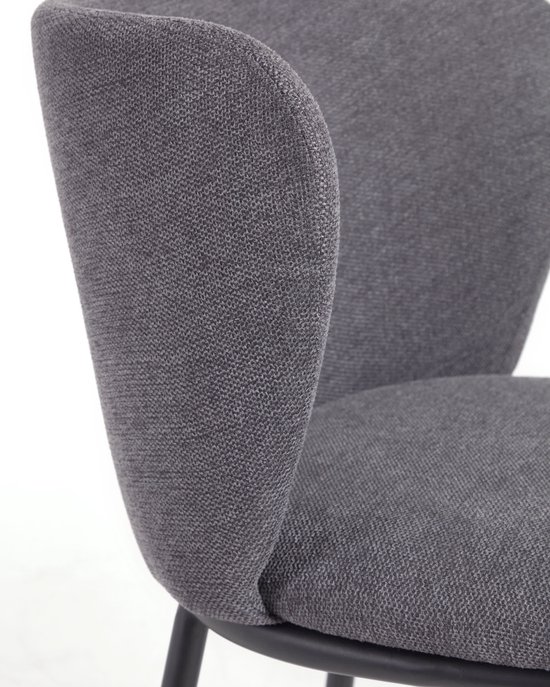 Kave Home - Tabouret Ciselia en chenille gris foncé et pieds en acier finition noire, hauteur 65 cm