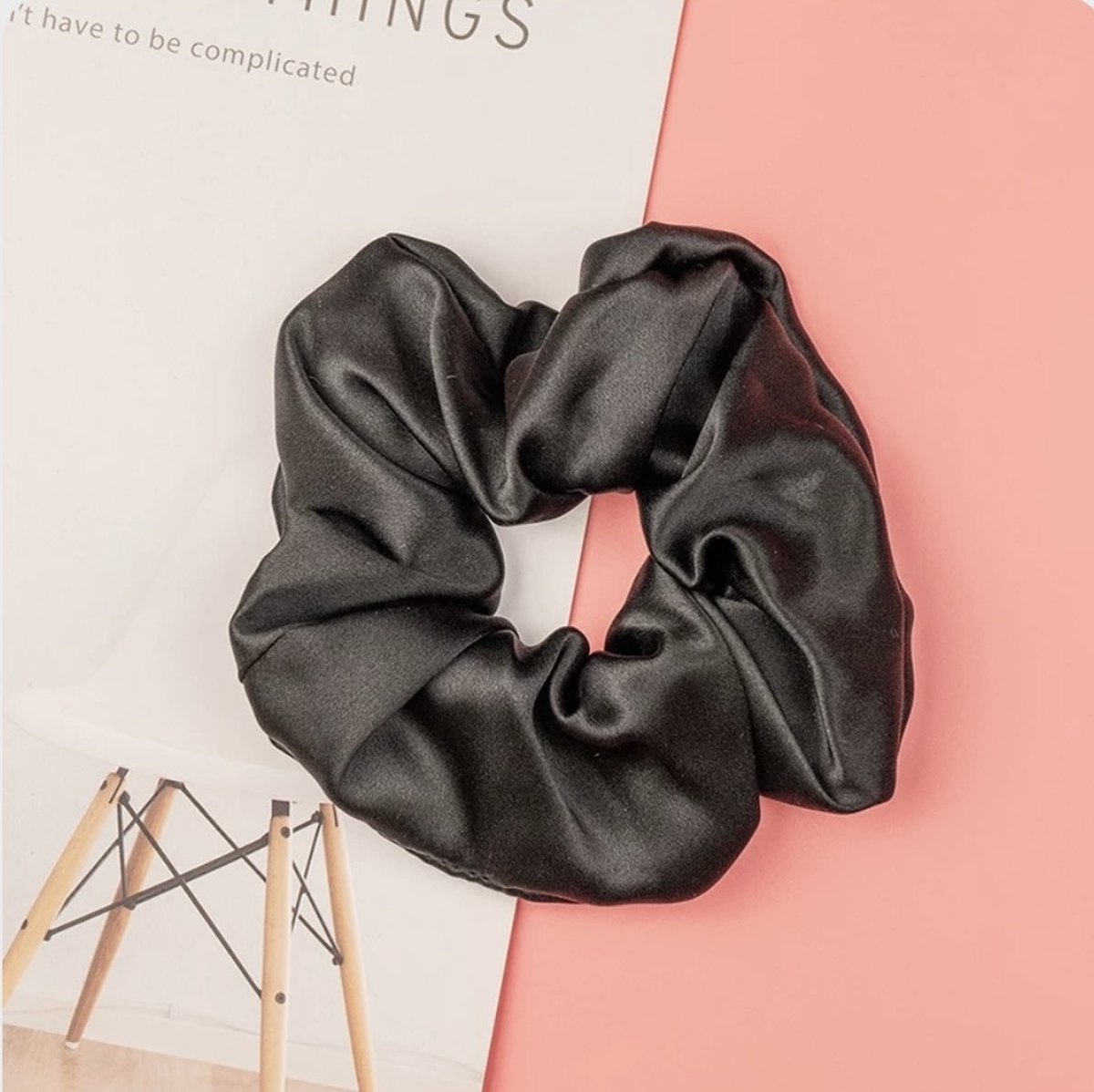 Linnen & Silk Zijden Scrunchie OEKO-TEX Standard 100 19 Momme 100% 6A Pure Silk Chique Scrunchie 6CM L - Satin Zwart