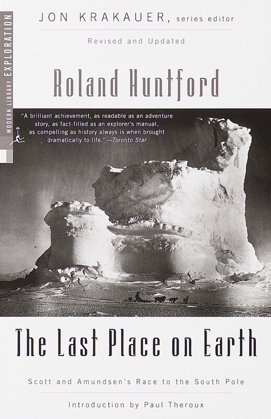 Livre "The Last Place on Earth" avec sur la couverture une photo noir et blanc de formations glaciaires et de petites figures.