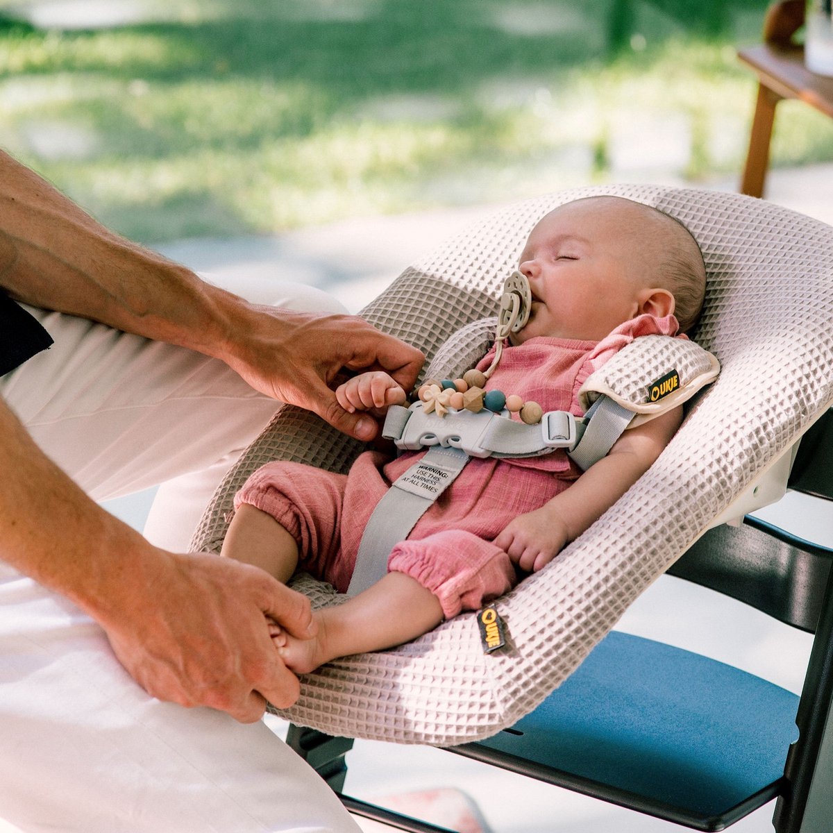 Ukje Newborn Hoes Tripp Trapp - Voor Stokke Kidsmill Novi Newborn Set - Veilig getest Oeko-Tex - Waterdichte binnenkant - Met Gordelbeschermers - Donkergroen Wafelstof – foto 5
