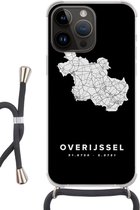 Geschikt voorApple Iphone 14 Pro - Crossbody Case - Overijssel - Wegenkaart Nederland - Zwart - Siliconen - Crossbody - Backcover met Koord - Telefoonhoesje met koord - Hoesje met touw