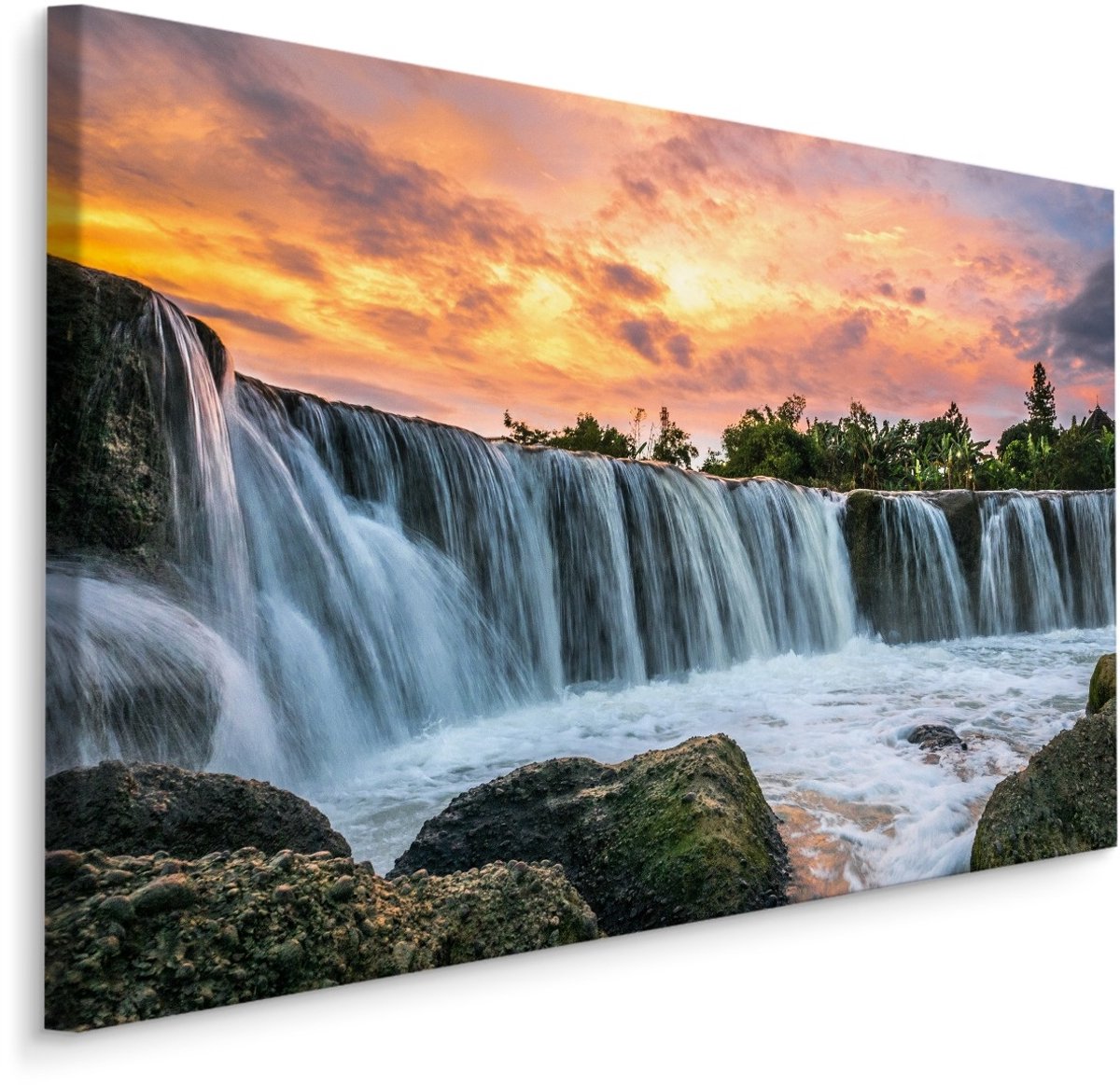 karo-art Schilderij - Waterval in Indonesië bij zonsondergang, premium print Multikleur