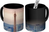 Magische Mok - Foto op Warmte Mok - Eiffeltoren - Parijs - Lucht - 350 ML