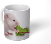 Mok - Etende baby hamster - 350 ML - Beker