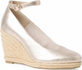Tamaris Dames Keilpumps 1-1-24403-26 179 metallic smal Maat: 36 EU