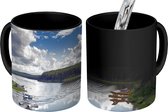 Magische Mok - Foto op Warmte Mok - Vliegtuig - Water - Landschap - 350 ML