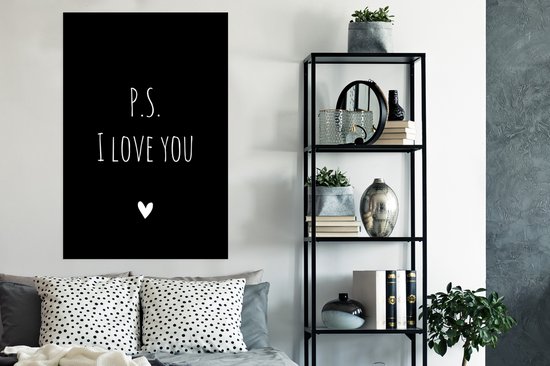 Poster Engelse quote P.S. i love you met een hartje op een zwarte achtergrond - 80x120 cm - PosterMonkey