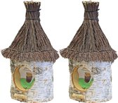 2x stuks vogelhuisje/voederhuisje/pindakaashuisje berkenhout met rieten/tenen dak 36 cm - Vogelvoederhuisje - Vogel voederstation