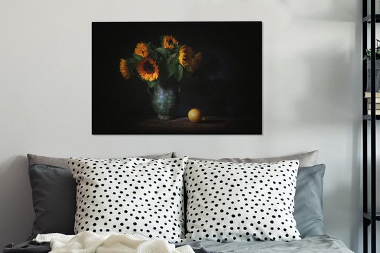 Nature morte de tournesols sur fond noir 90x60 cm - Tirage photo sur toile (Décoration murale salon / chambre)