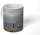 Mok - Skyline Caracas op grijze dag Venezuela - 350 ML - Beker