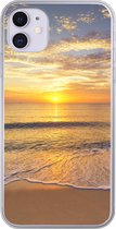 Geschikt voor iPhone 11 hoesje - Strand - Zonsondergang - Zee - Siliconen Telefoonhoesje