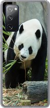 Geschikt voor Samsung Galaxy S20 FE hoesje - Panda - Boomstam - Grot - Siliconen Telefoonhoesje