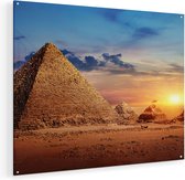 Artaza Glasschilderij - Egyptische Piramides in de Woestijn - 100x80 - Groot - Plexiglas Schilderij - Foto op Glas