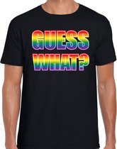 T-shirt Guess what - Coming out tekst regenboog - zwart - heren -  LHBT - Gay pride shirt / kleding / outfit L