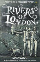 Omslag van Rivers of London: Night Witch. Twee mannen in pakken staan naast een grote grijze steen met een profiel, een hond en een geweer. Quote bovenaan.