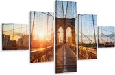 Schilderij - Brooklyn Bridge, USA, close up, Premium Print