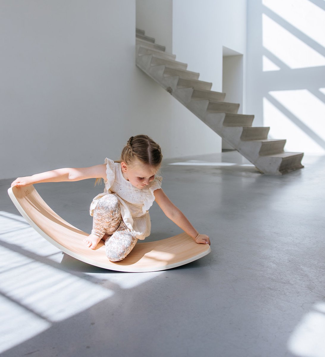 Houten balance board Jindl met vilt grijs