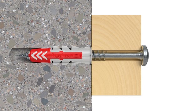 Fischer Duopower plug met schroef in beton en hout.