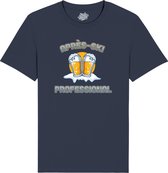 Après ski Professional - Grappige Apres Ski Wintersport Kleding - Mannen / Vrouwen / Unisex - Foute Ski en Snowboard Vakantie Outfit Cadeau - Unisex T-Shirt - Navy Blauw - Maat 4XL