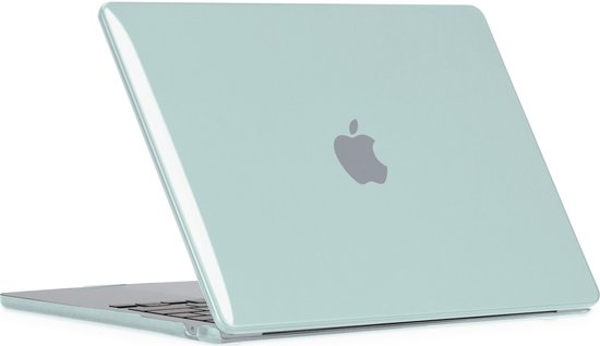 Coque verte claire MacBook Air 15 pouces avec logo Apple.