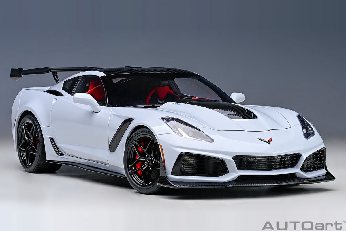 AUTOart 1/18 Chevrolet Corvette C7 ZR1, Ceramic Matrix Grey metallic