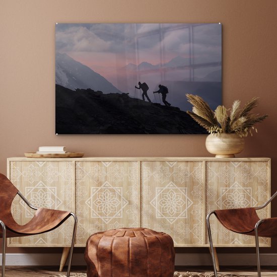 MuchoWow® Peinture sur verre 90x60 cm - Peinture sur verre acrylique - Deux alpinistes escaladent une montagne au lever du soleil - Photo sur verre - Peintures