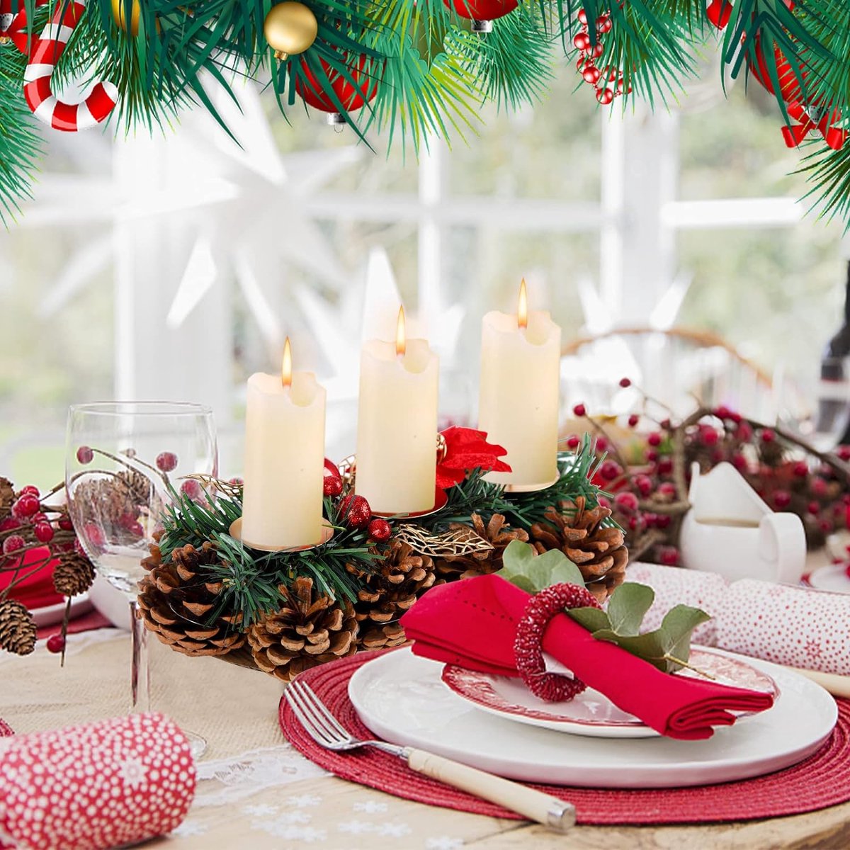 Kerst Kaarsenhouder Kerst Krans Kaarsenhouder met Dennenappels en Poinsettia Kerst... bol