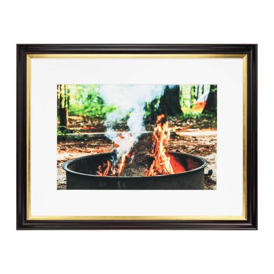 Cadre étroit marron foncé avec lèvre dorée et passe-partout blanc. (Fait à la main) Taille de la photo 20x20 | Taille du cadre 30x30