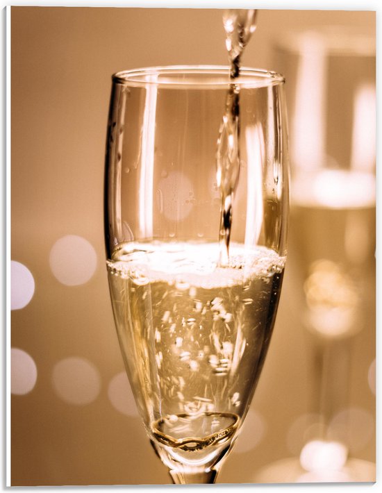 PVC Schuimplaat- Champagne - Drank - Glas - Inschenken - Drinken - Bubbels - 30x40 cm Foto op PVC Schuimplaat