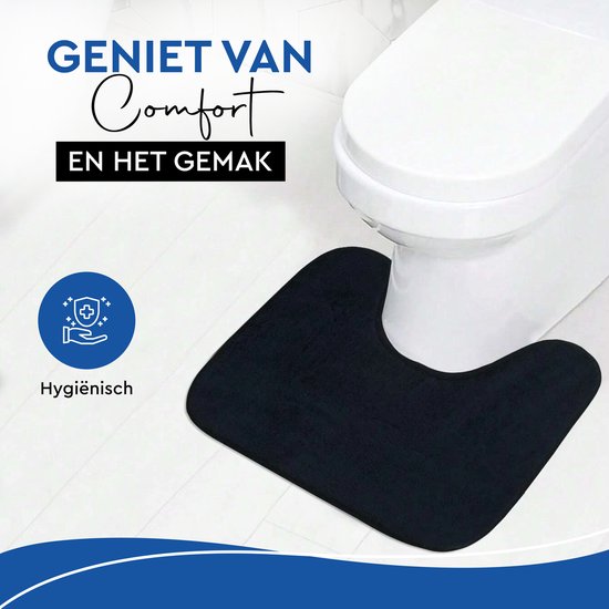Zwarte toiletmat met U-vormige uitsparing, geplaatst naast een toilet. Tekst: 'Geniet van Comfort en het gemak'.