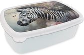 Broodtrommel Wit - Lunchbox - Brooddoos - Zebra - Wilde dieren - Vlinder - Bloemen - 18x12x6 cm - Volwassenen