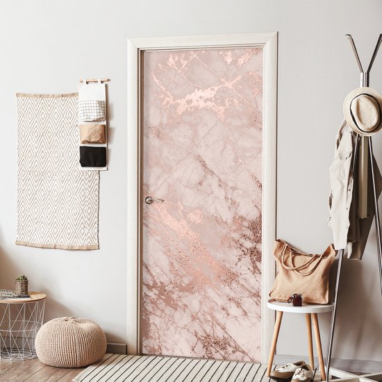 Deurposter 80x205 cm - Deursticker Marmer - Roze - Luxe - Marmerlook - Glitter - Design - Meubelfolie zelfklevend - Deurfolie woonkamer - Interieurfolie fotobehang - Deur plakfolie - Deurstickers - Deurbehang sticker - Kamer decoratie