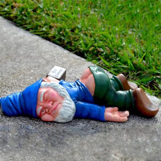 Gnometastic Rookkabouter, 21,6 cm - tuinkabouter standbeeld decoratie en gazonornament - grappige tuinkabouters voor buiten of huisdecoratie