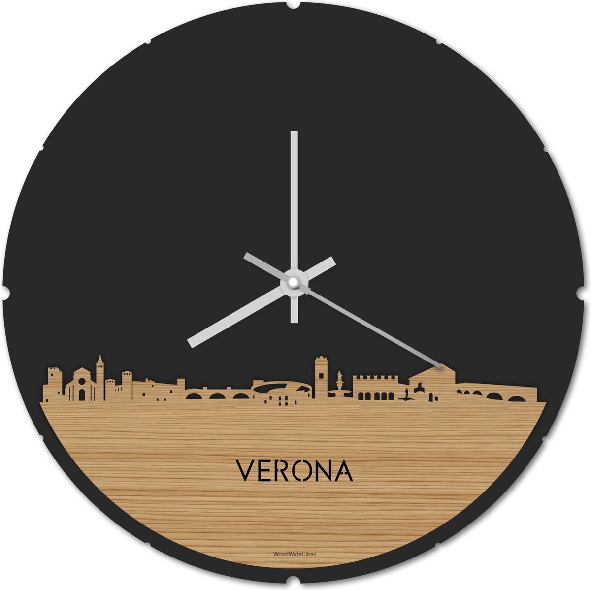 Skyline Klok Rond Verona Bamboe hout - Ø 44 cm - Stil uurwerk - Wanddecoratie - Meer steden beschikbaar - Woonkamer idee - Woondecoratie - City Art - Steden kunst - Cadeau voor hem - Cadeau voor haar - Jubileum - Trouwerij - Housewarming -