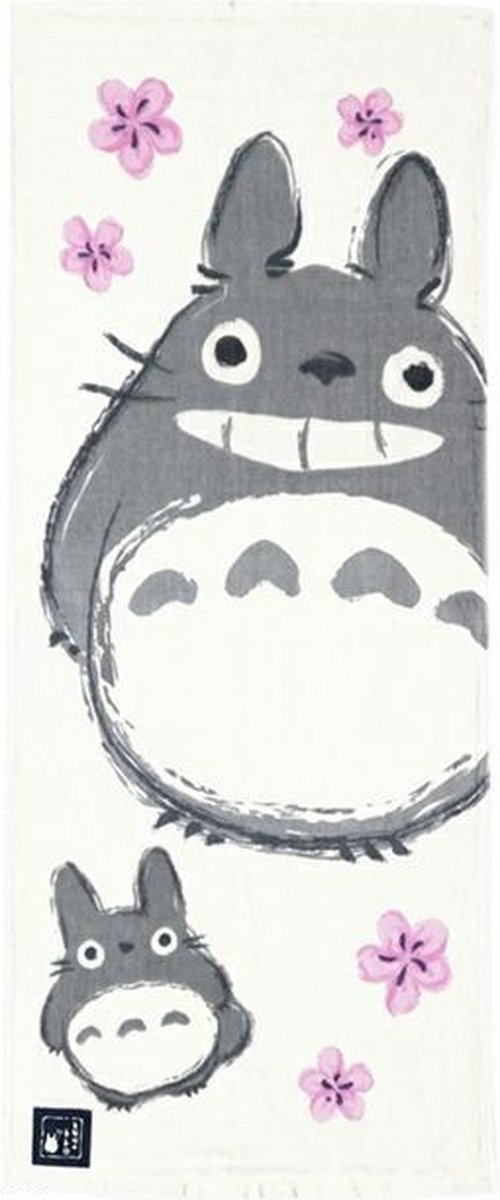 Marushin My Neighbor Totoro - Totoro met Sakura Towel 34x80cm - Marushin Decoratie