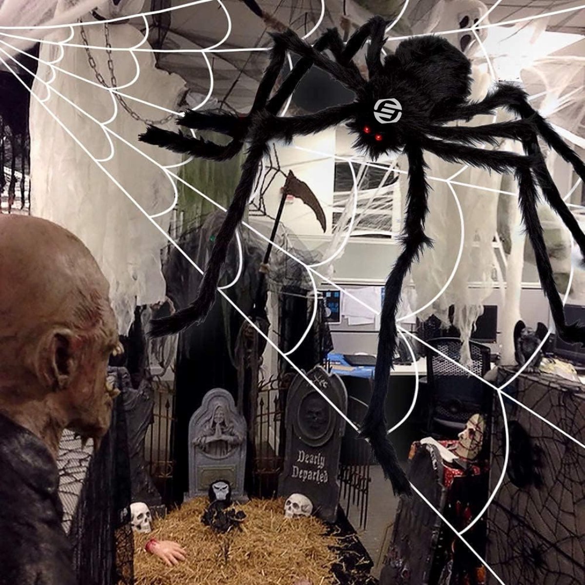 Equivera Halloween Decoratie - Halloween Versiering - Horror Versiering - voor Binnen en Buiten - Spin, Heks, Skelet, Pompoen en Spoken - 2024