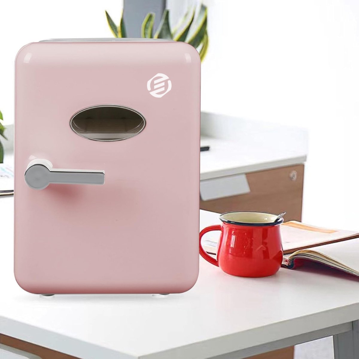 Equivera Mini Fridge - Fridge - Mini Fridge for Drinks - Mini Fridge Eten En Drinken - Mini Koelkast - Mini Koelkasten - Minikoelkast - Koelkastje -