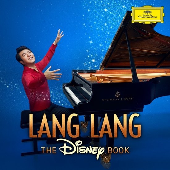 Lang Lang in rode trui speelt op een Steinway vleugel, op de voorkant van de CD Lang Lang The Disney Book.