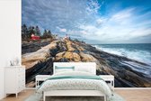 Behang - Fotobehang Vuurtoren op rotsen in Maine - Breedte 450 cm x hoogte 300 cm