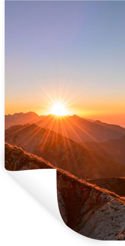 Muurstickers - Sticker Folie - Berg - Landschap - Zon - 20x40 cm - Plakfolie - Muurstickers Kinderkamer - Zelfklevend Behang - Zelfklevend behangpapier - Stickerfolie